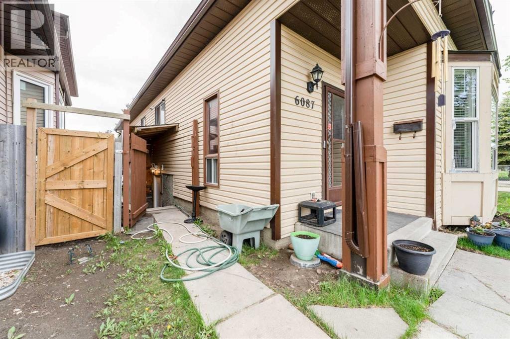 6087 Martingrove Road NE — photo 34