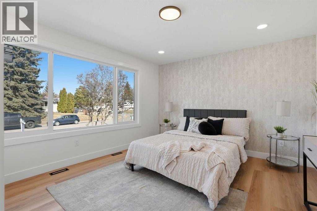 1303 87 Avenue SW — photo 24