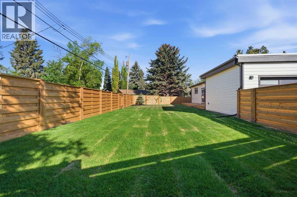 1303 87 Avenue SW — photo 38