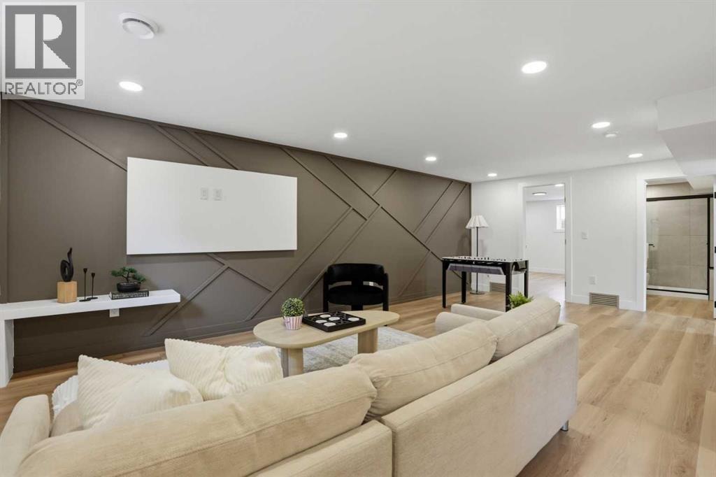 1303 87 Avenue SW — photo 31
