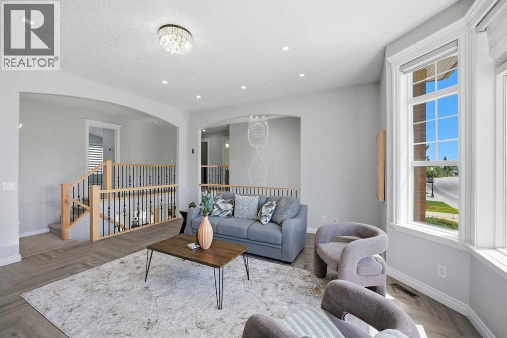 1433 Strathcona Drive SW — photo 24