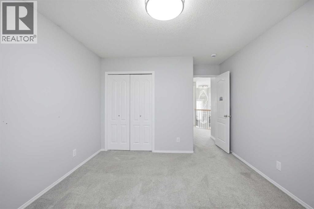 1433 Strathcona Drive SW — photo 35