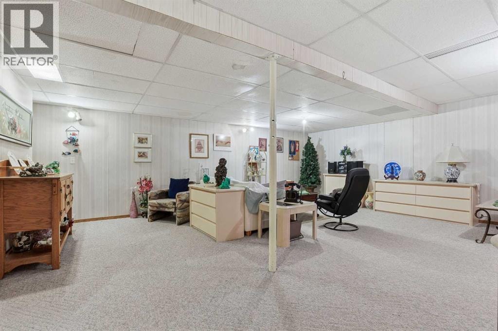 866 Applewood Drive SE — photo 32