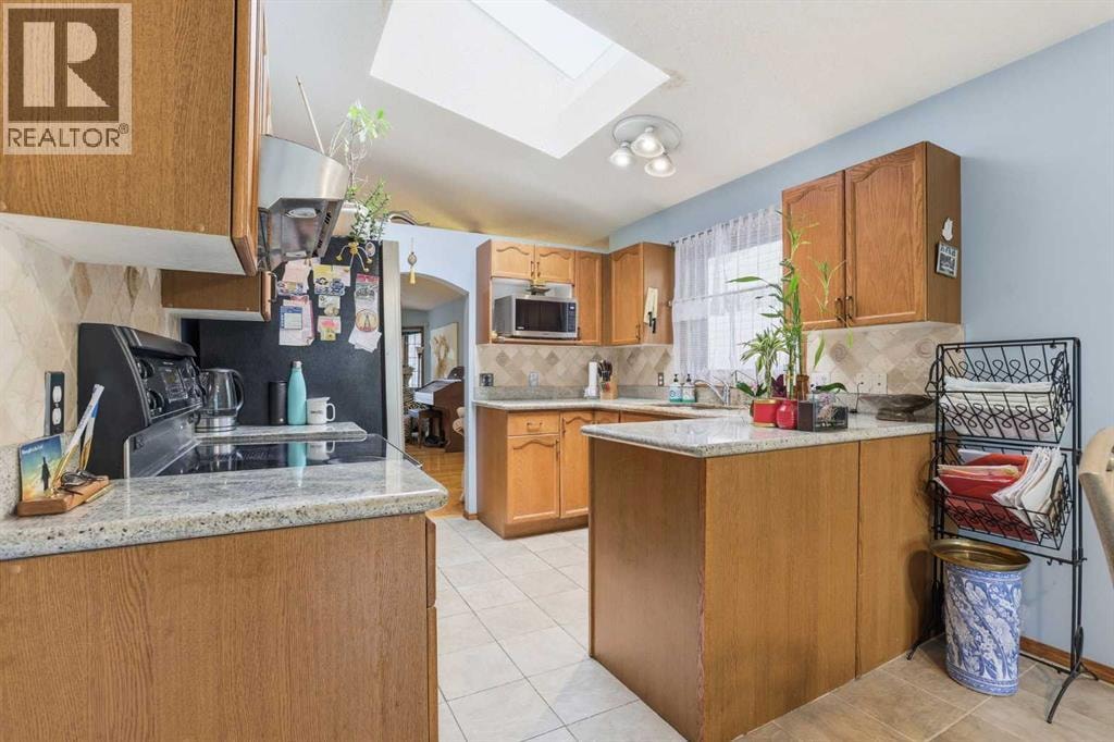 866 Applewood Drive SE — photo 16