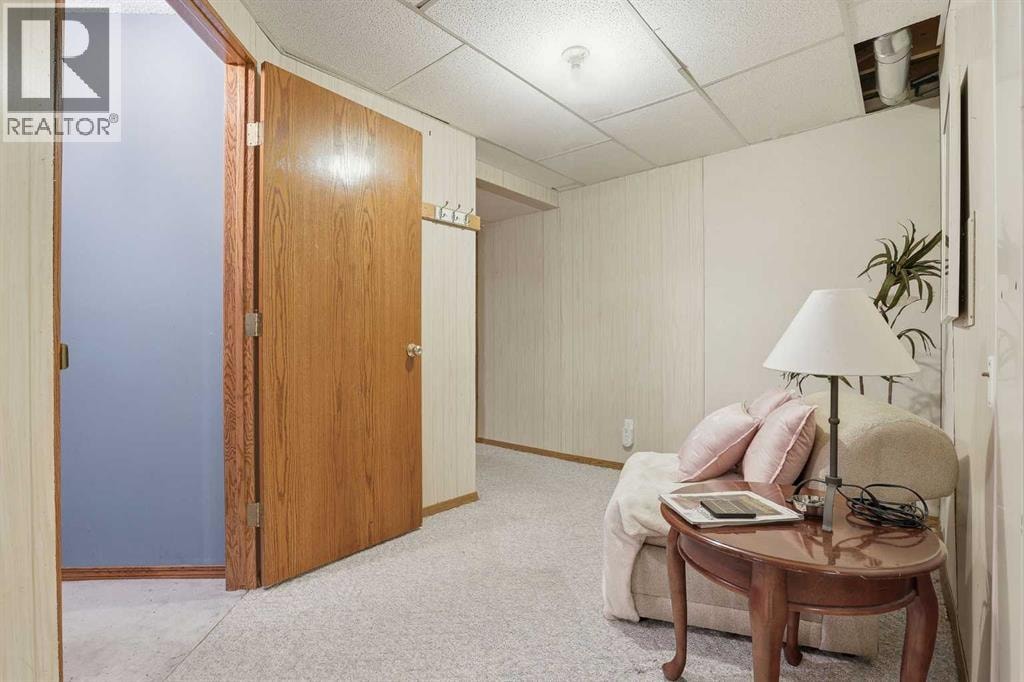 866 Applewood Drive SE — photo 36