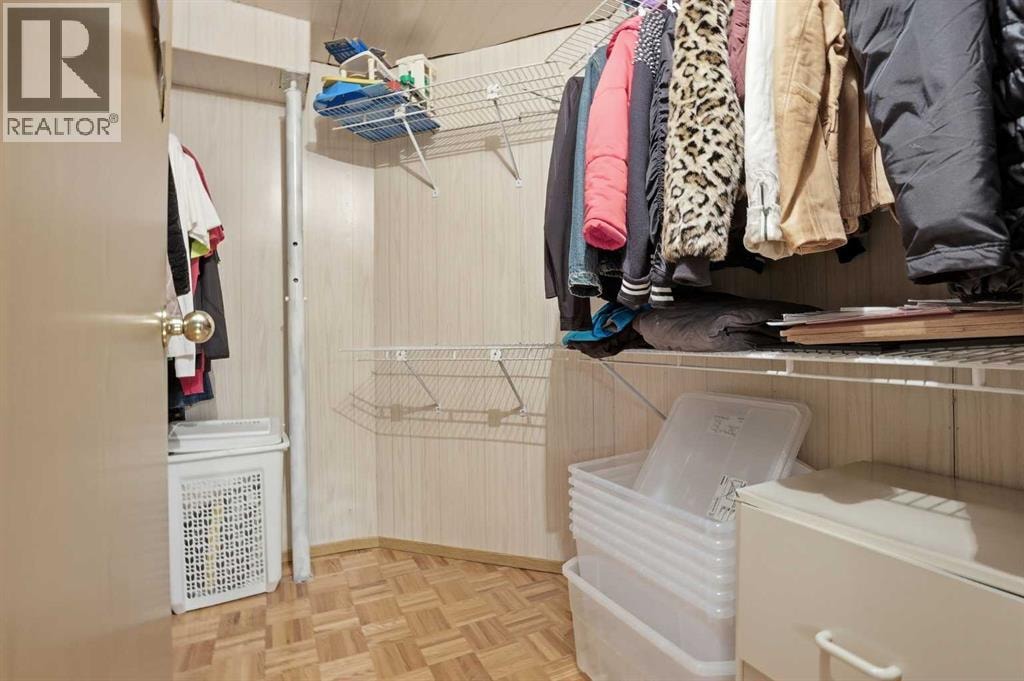 866 Applewood Drive SE — photo 40