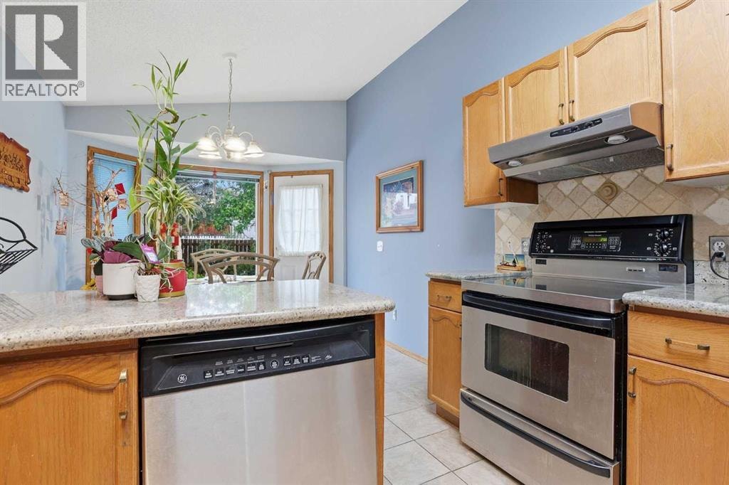866 Applewood Drive SE — photo 15
