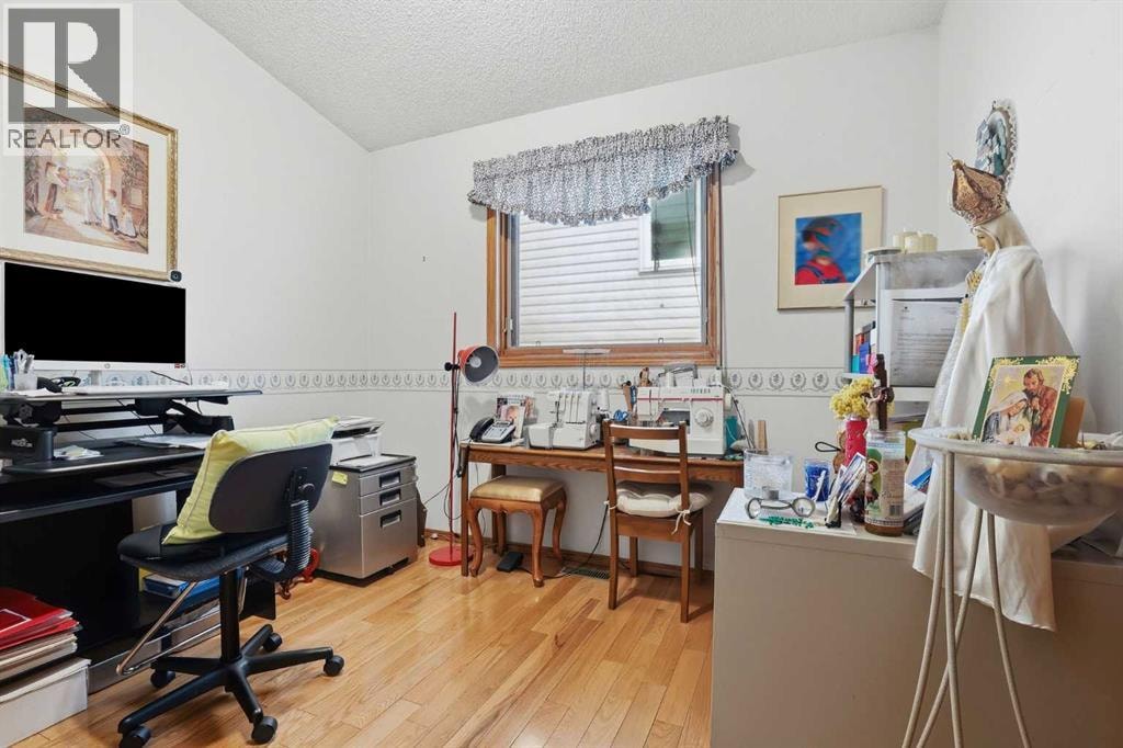 866 Applewood Drive SE — photo 26