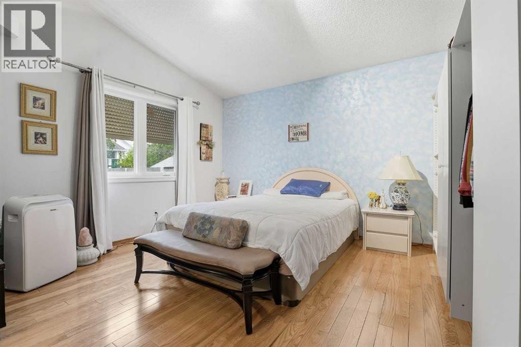 866 Applewood Drive SE — photo 21