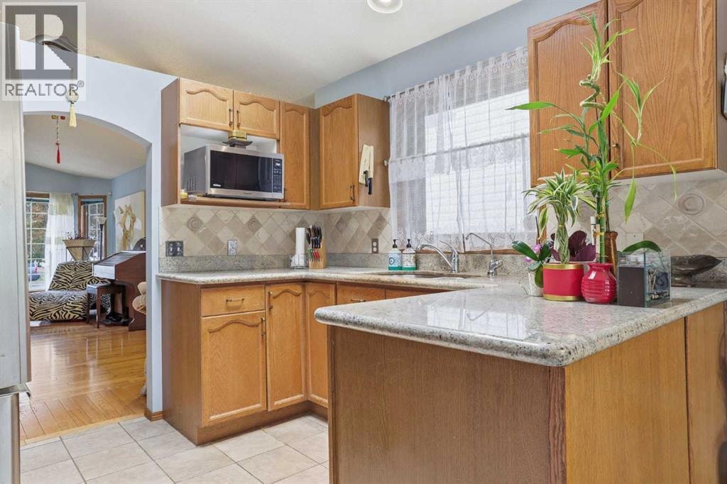 866 Applewood Drive SE — photo 13