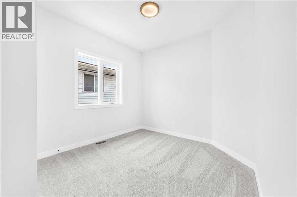 1014 Limit Avenue — photo 25