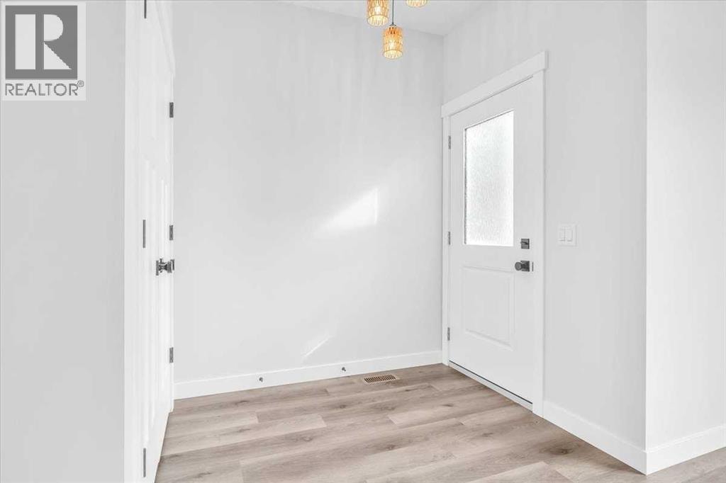 1014 Limit Avenue — photo 3