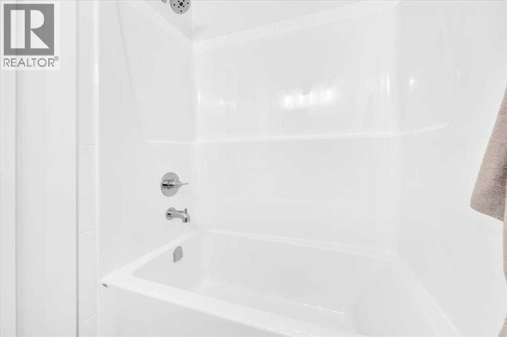 1014 Limit Avenue — photo 28