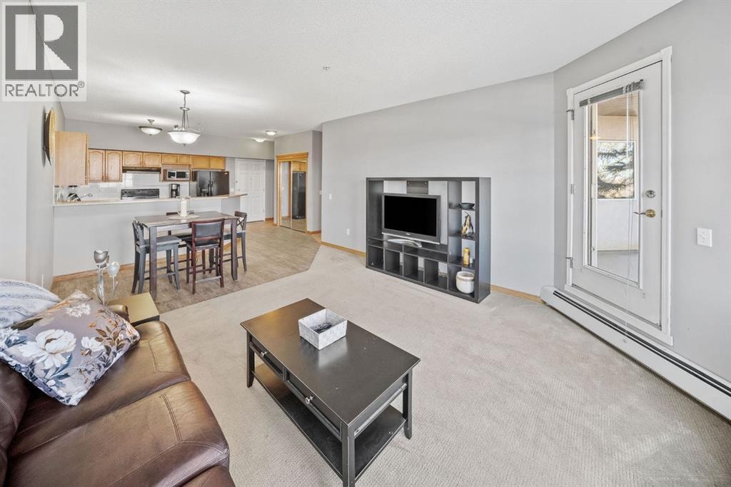 207, 200 Lincoln Way SW — photo 14