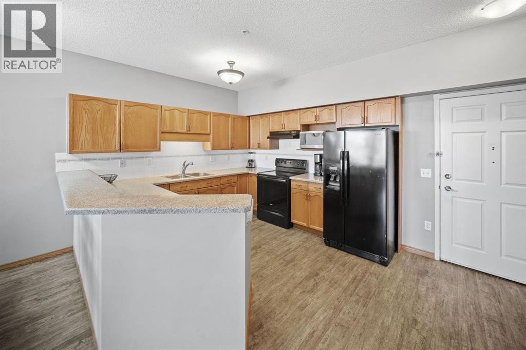 207, 200 Lincoln Way SW — photo 10