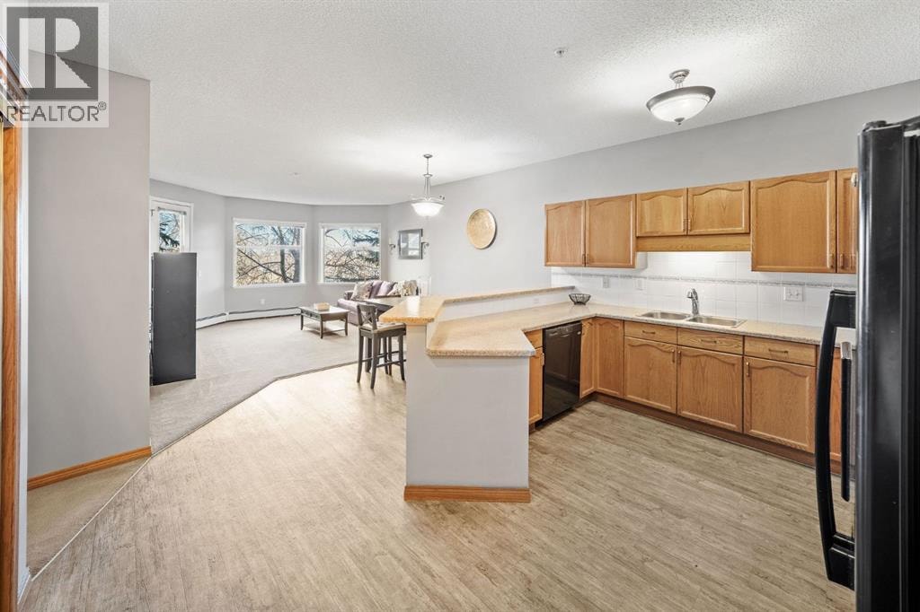 207, 200 Lincoln Way SW — photo 8