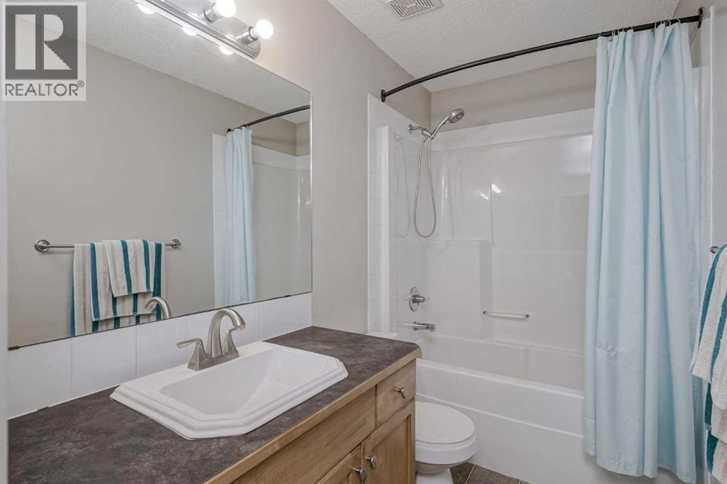 212 Cove Court — photo 36