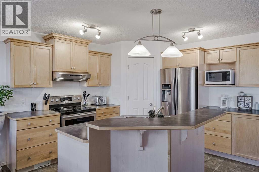 212 Cove Court — photo 9