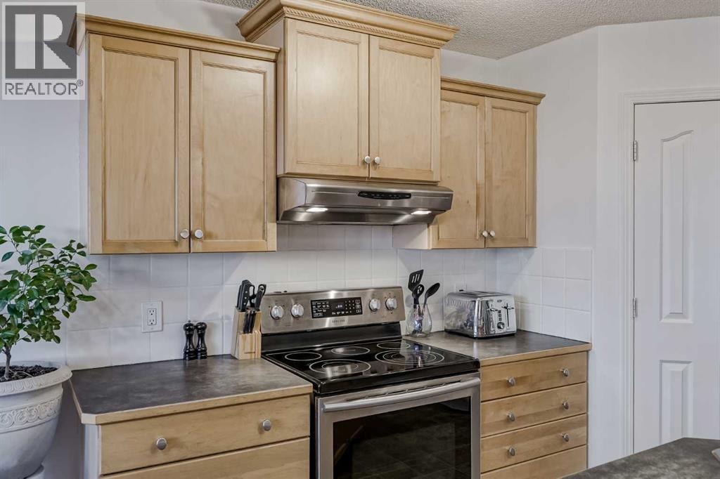 212 Cove Court — photo 10