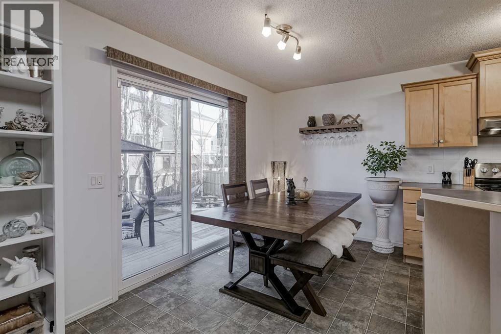 212 Cove Court — photo 6