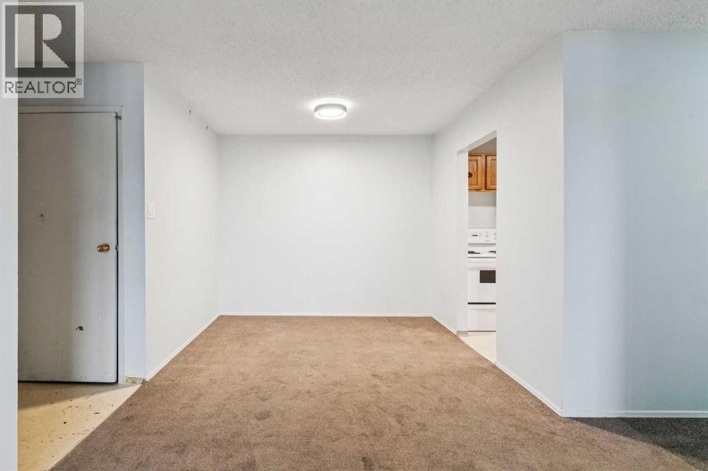 6310, 315 Southampton Drive SW — photo 4