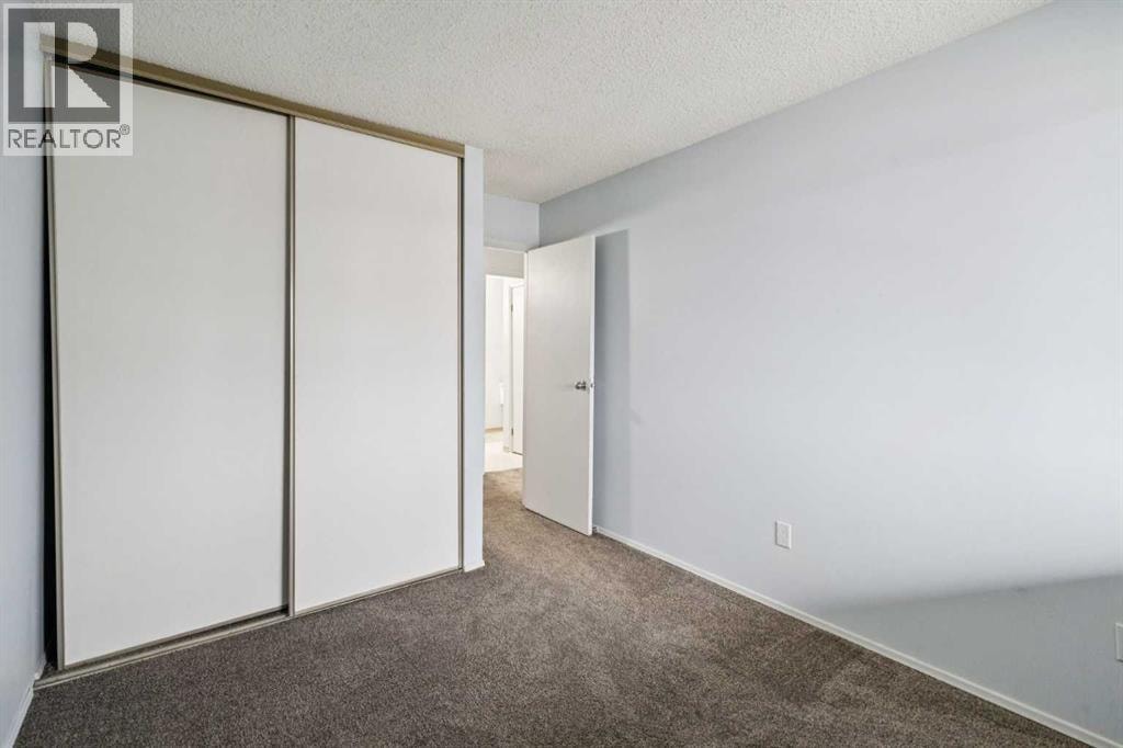 6310, 315 Southampton Drive SW — photo 15
