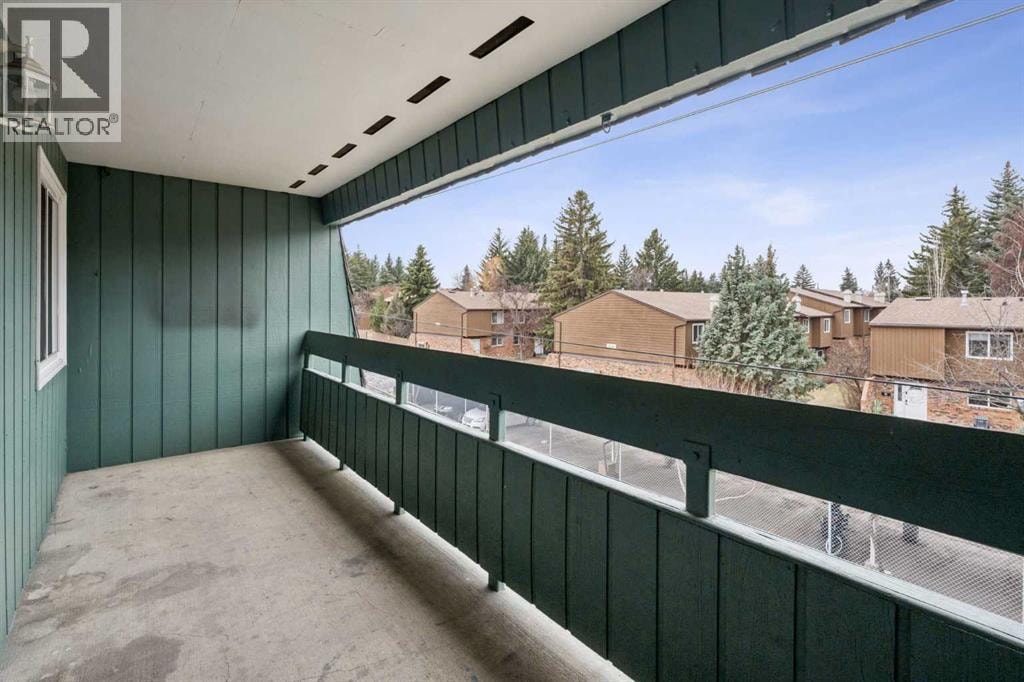 9302, 315 Southampton Drive SW — photo 19