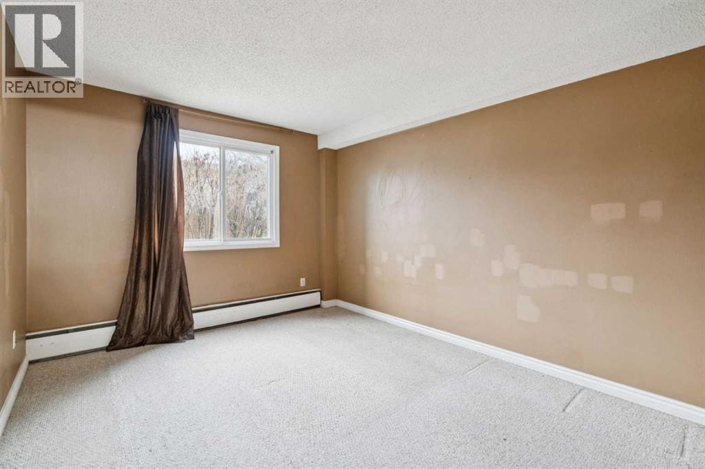 5111, 315 Southampton Drive SW — photo 12