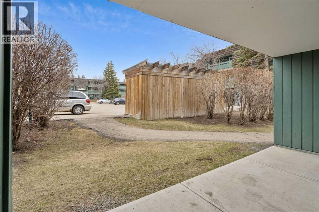 5111, 315 Southampton Drive SW — photo 16