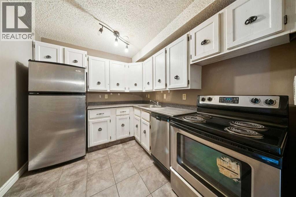 5111, 315 Southampton Drive SW — photo 8