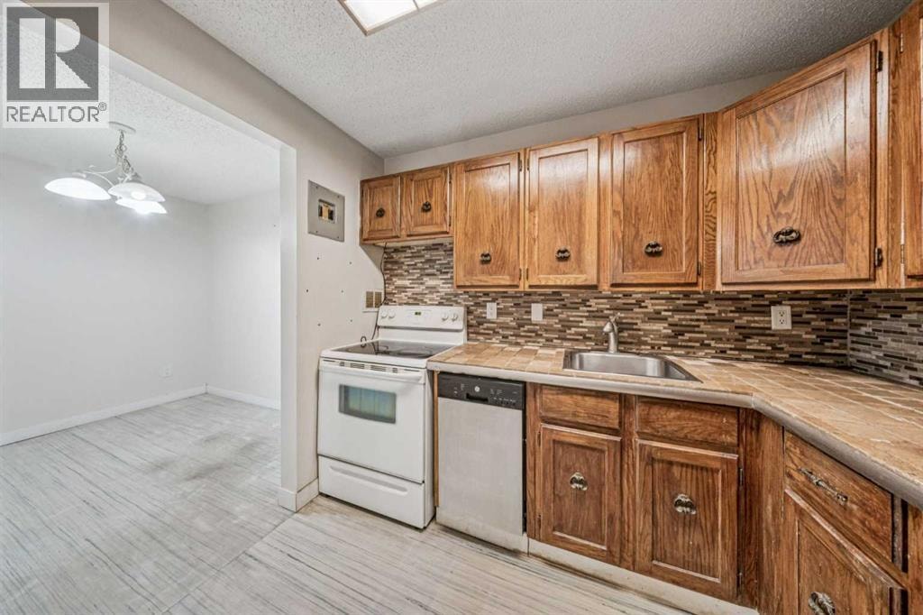 3202, 315 Southampton Drive SW — photo 11