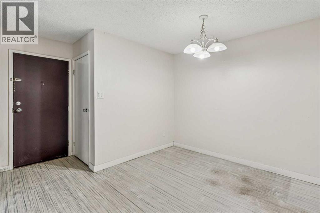 3202, 315 Southampton Drive SW — photo 7