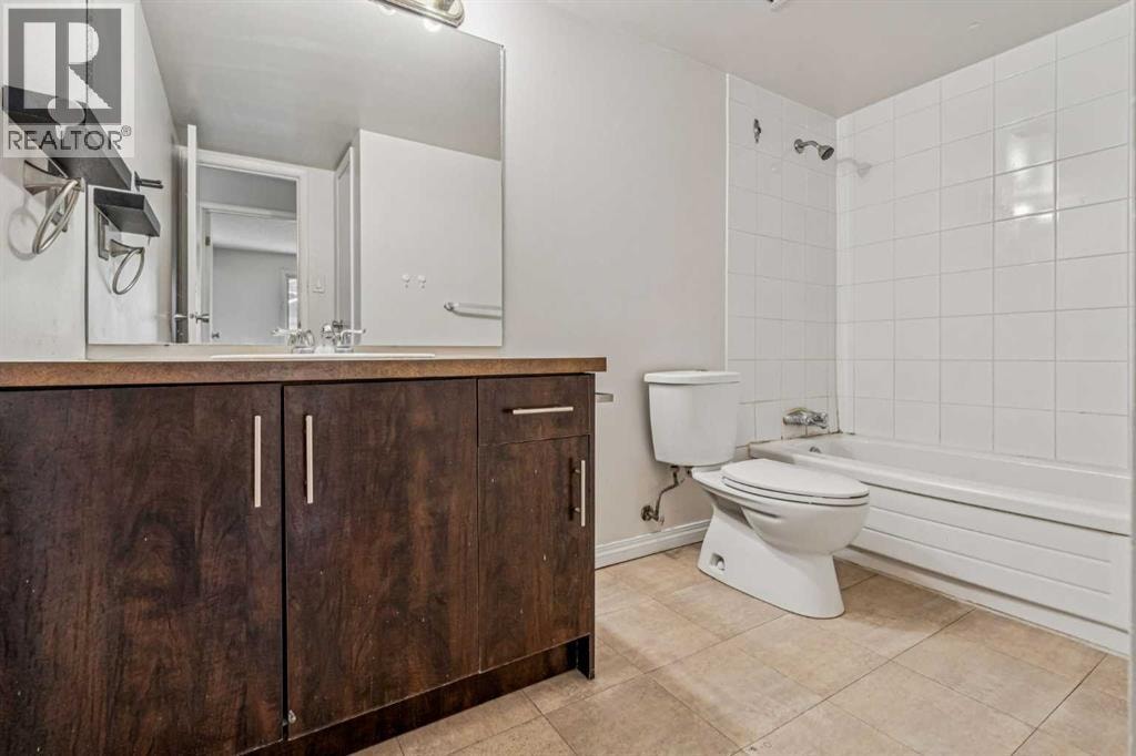 3202, 315 Southampton Drive SW — photo 16
