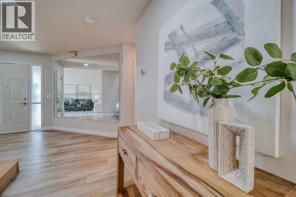 8286 Edgebrook Drive NW — photo 9
