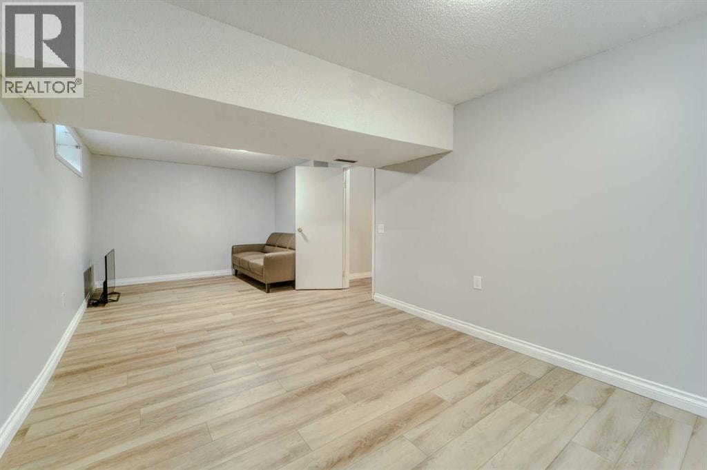 8286 Edgebrook Drive NW — photo 35