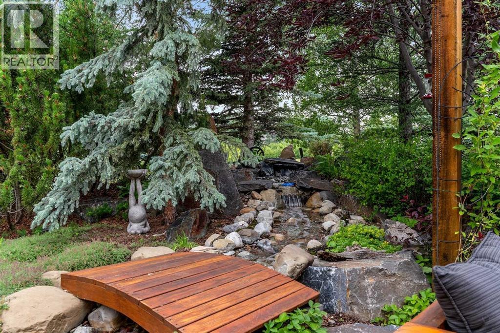 31 Sterling Springs Crescent — photo 45