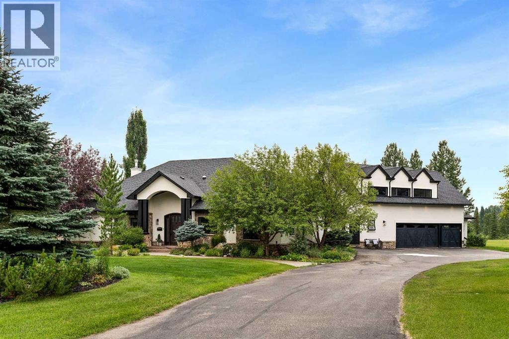 31 Sterling Springs Crescent — photo 1