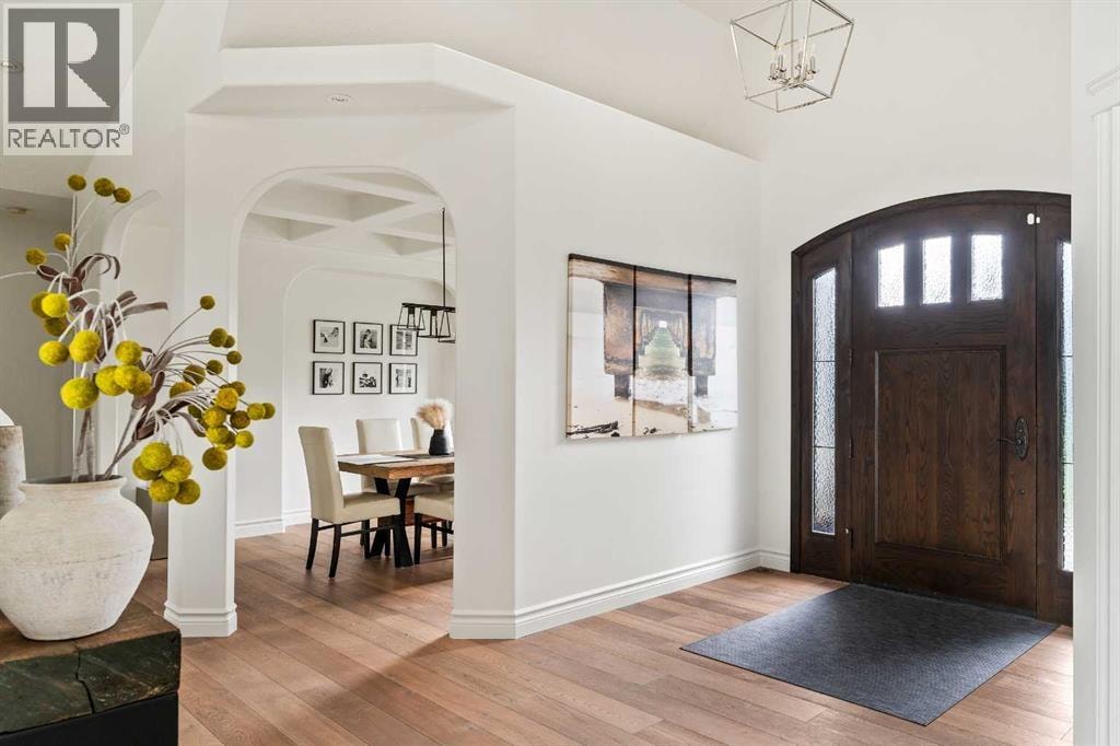 31 Sterling Springs Crescent — photo 3