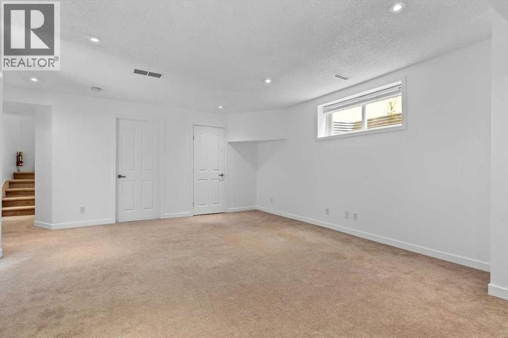 57 Everwillow Boulevard SW — photo 32