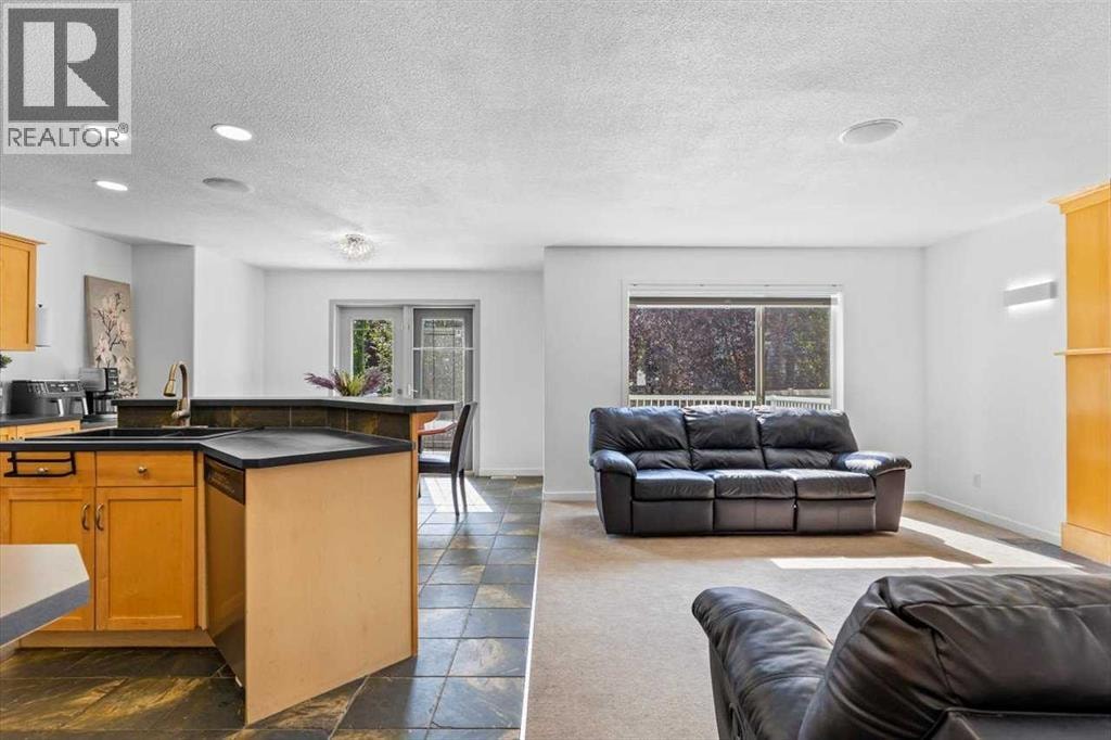 57 Everwillow Boulevard SW — photo 5