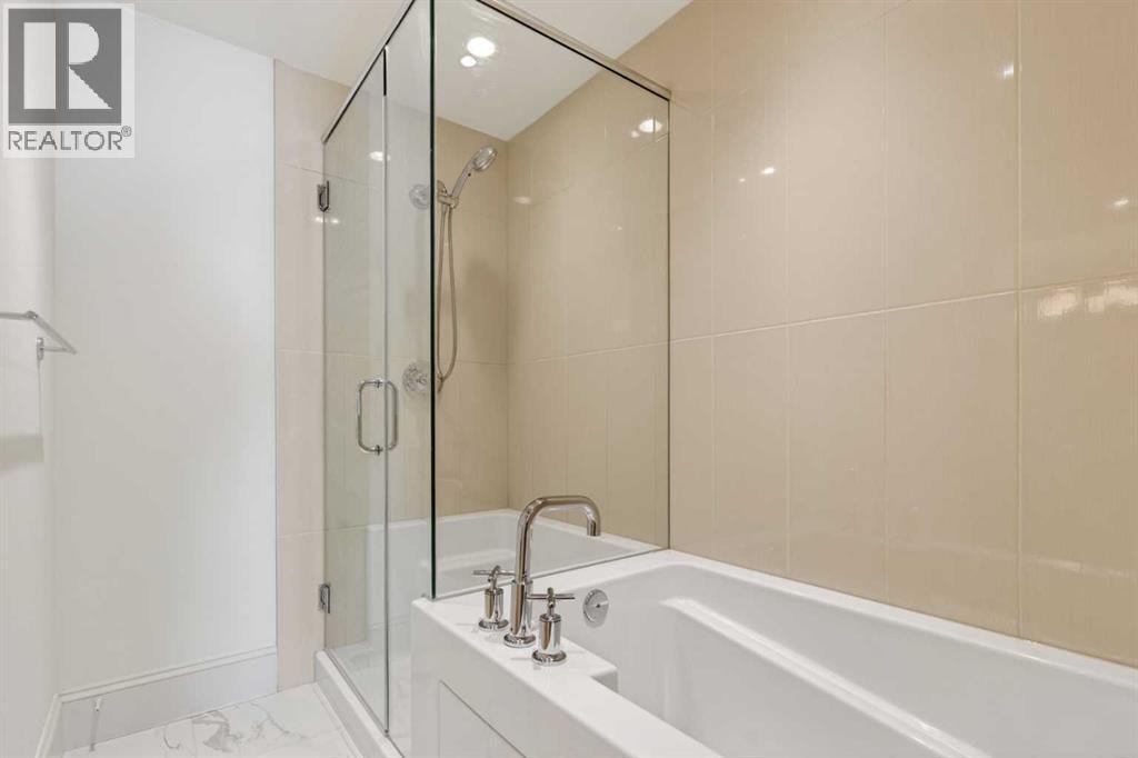 305, 221 Quarry Way SE — photo 27