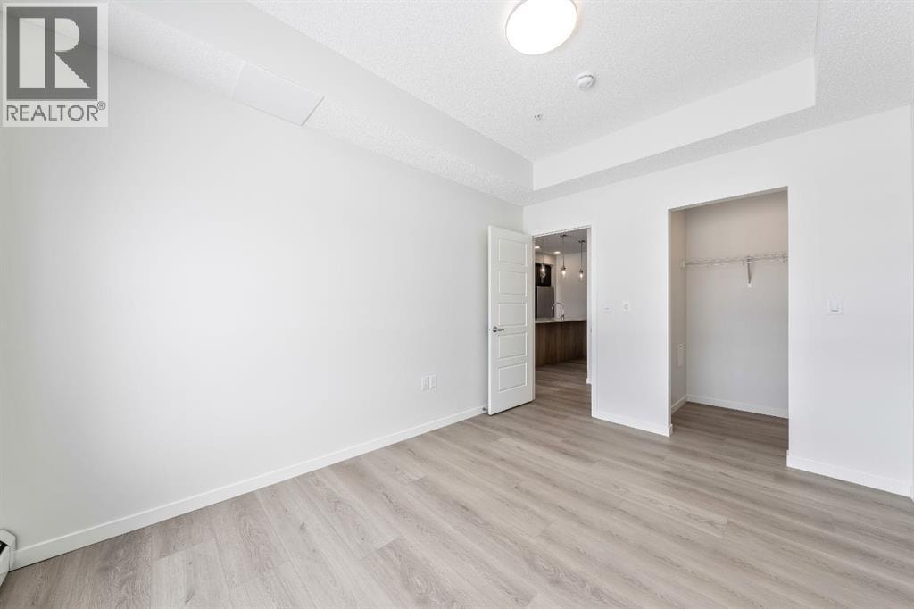 419, 245 Edith Place NW — photo 5