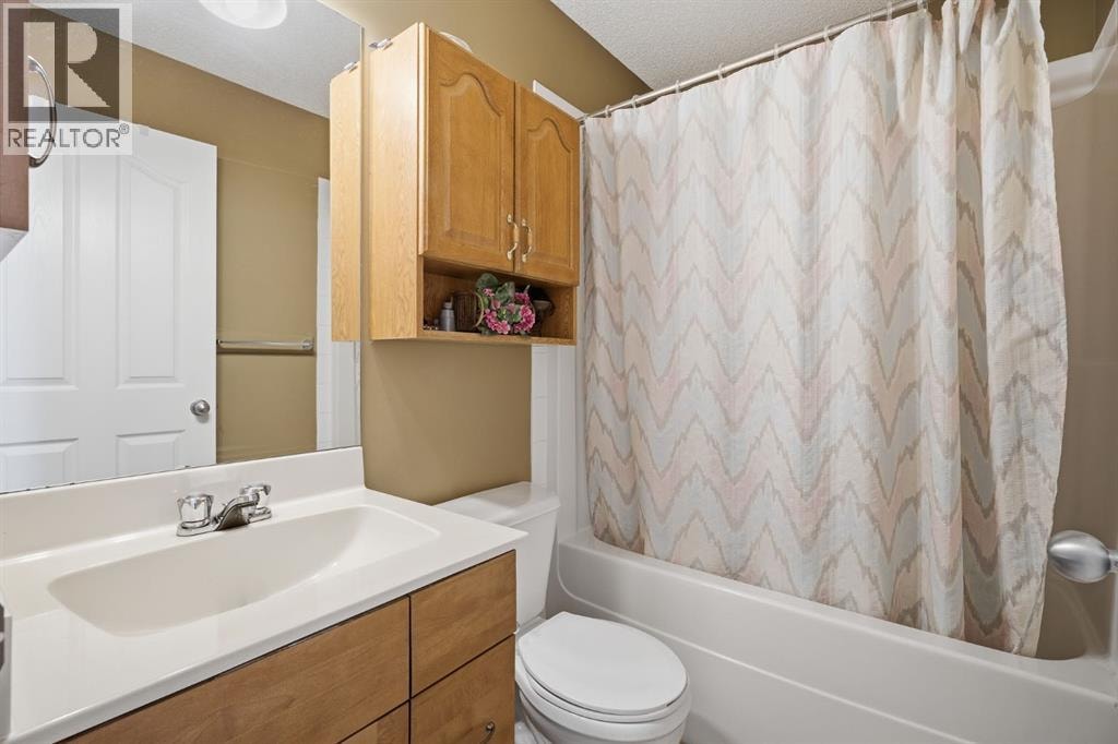 157 Cranberry Square SE — photo 22