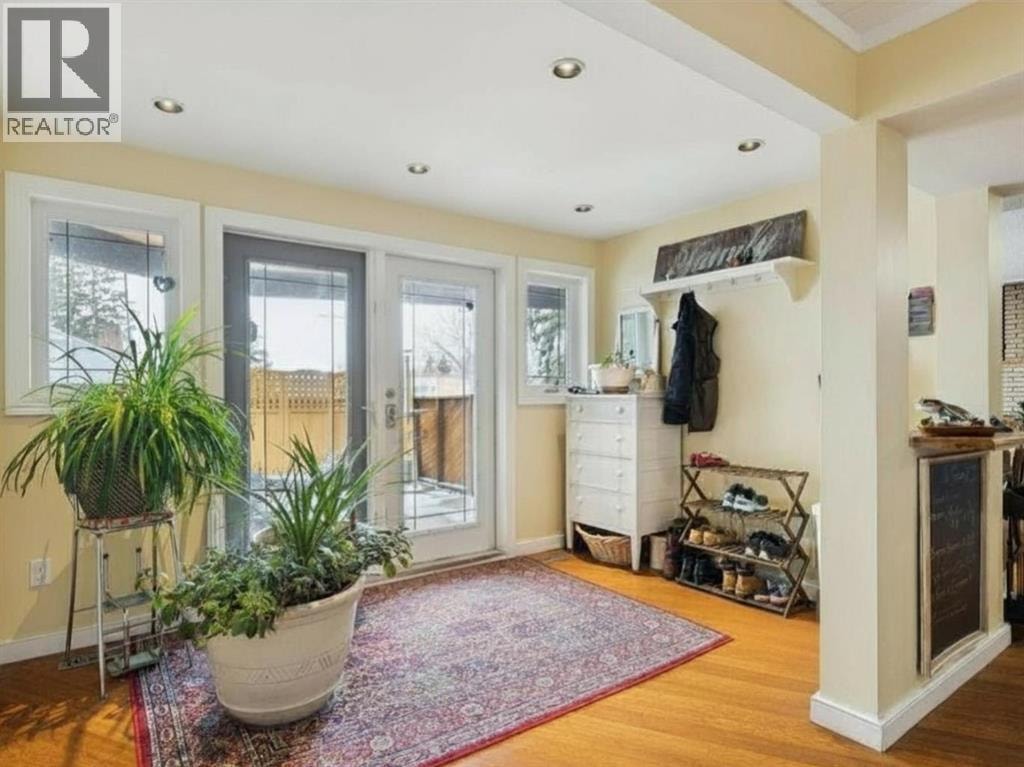 3232 15 Street NW — photo 29