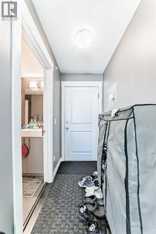 6409, 302 Skyview Ranch Drive NE — photo 7
