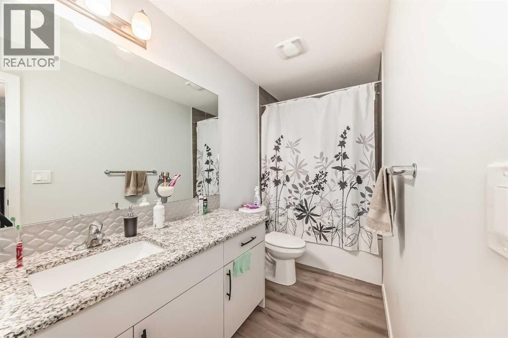 1387 148 Avenue NW — photo 35