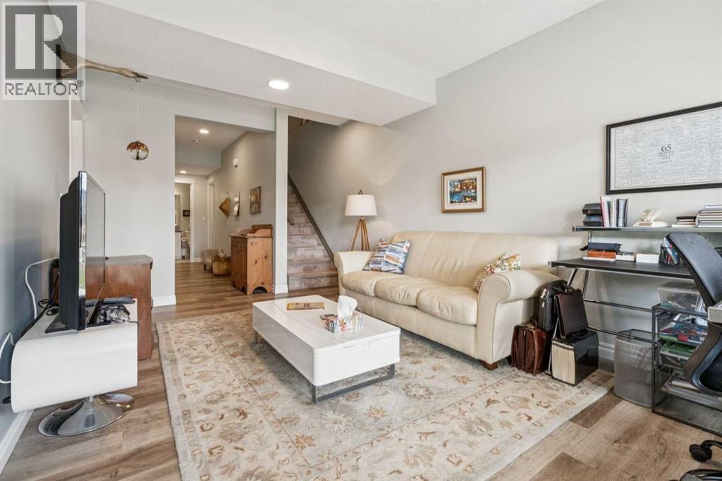 14 Riviera View — photo 36