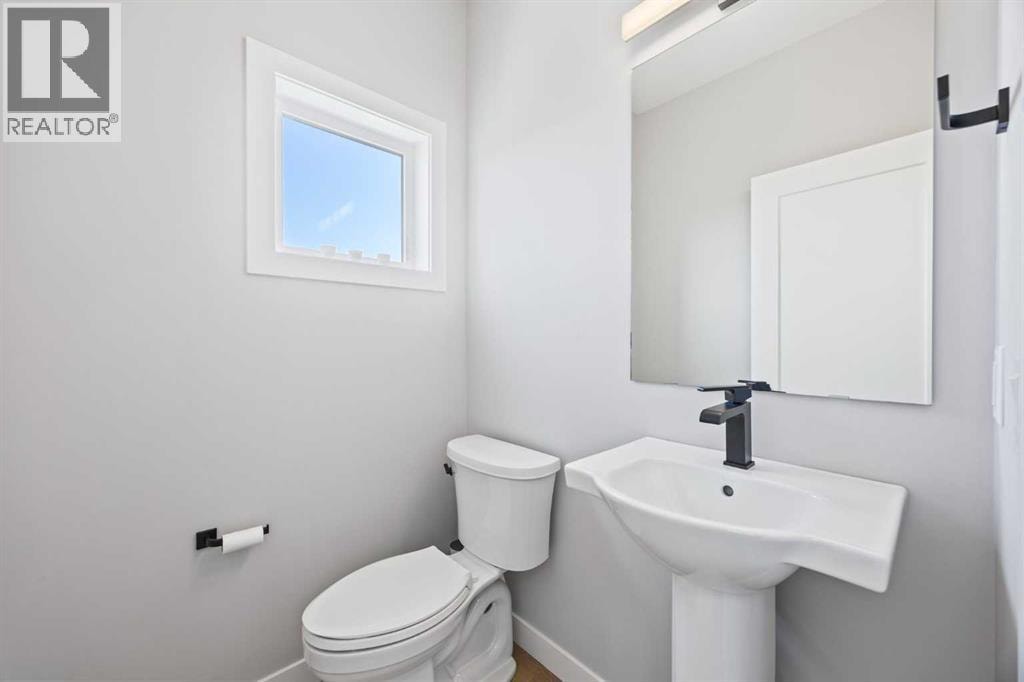 3044 85 Street SW — photo 19