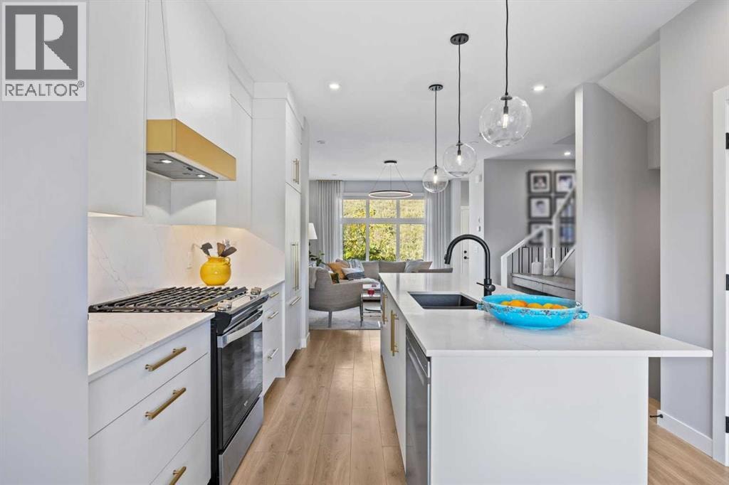 3044 85 Street SW — photo 12