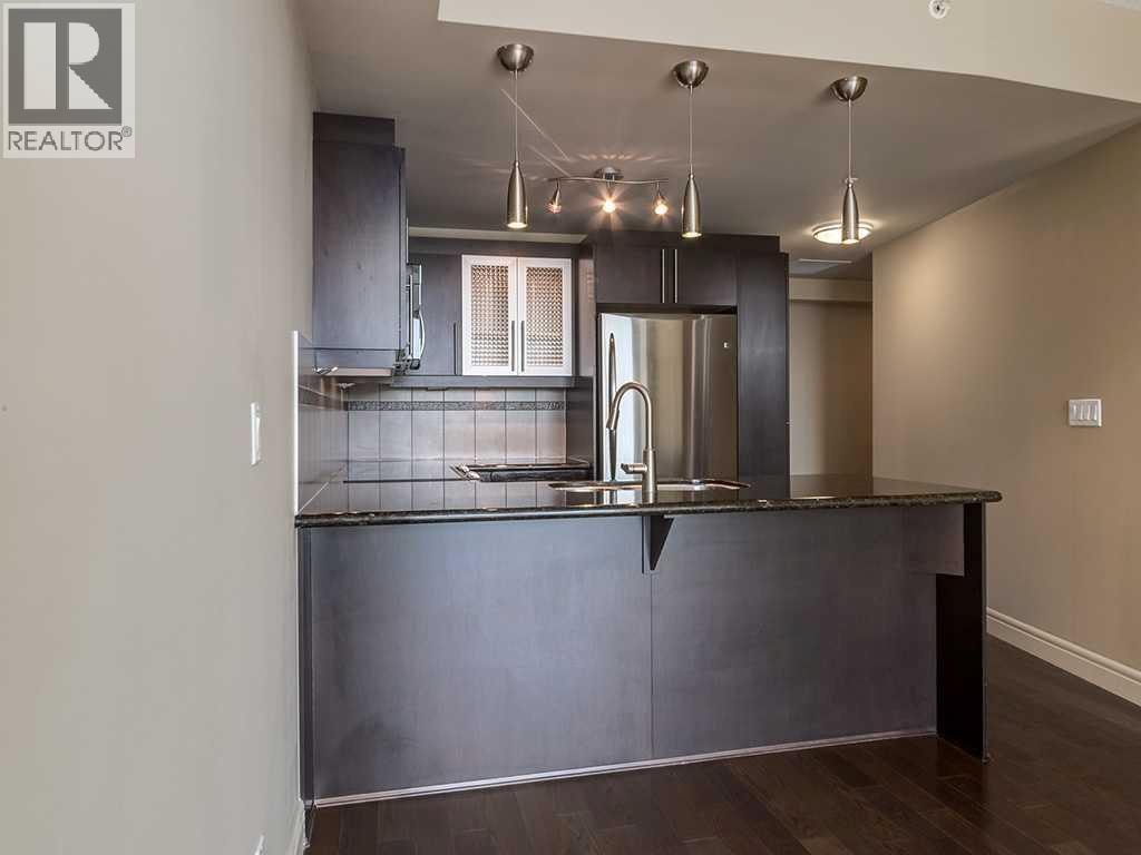 803, 817 15 Avenue SW — photo 20